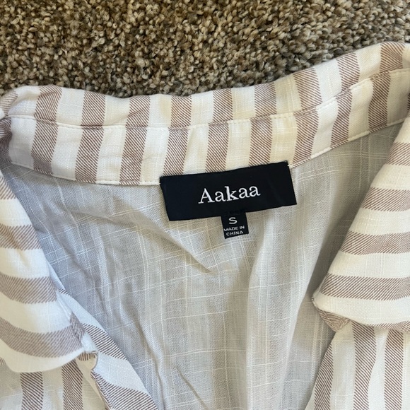 Matching set beige and white in small! - Picture 4 of 4